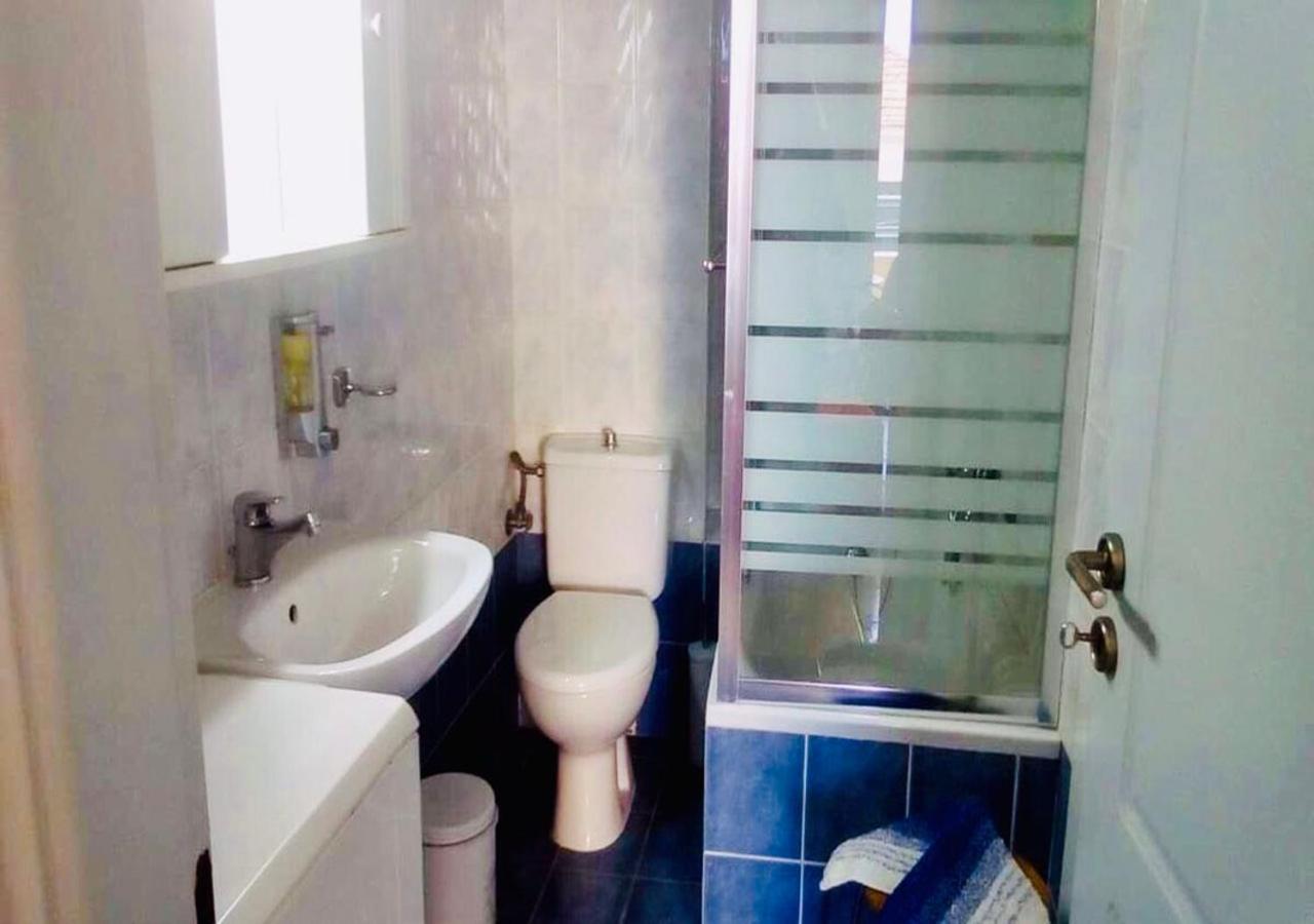 Balsam Suite - 50M To The Beach Kalamata Exterior photo